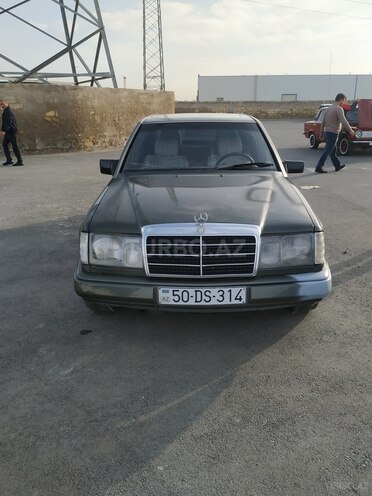 Mercedes 230 E 1985, 999,000 km - 2.3 л - Sumqayıt