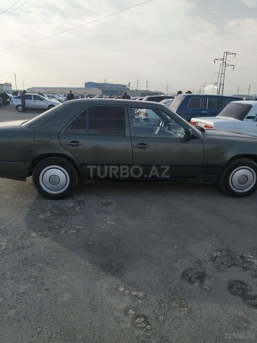 Mercedes 230 E 1985, 999,000 km - 2.3 л - Sumqayıt