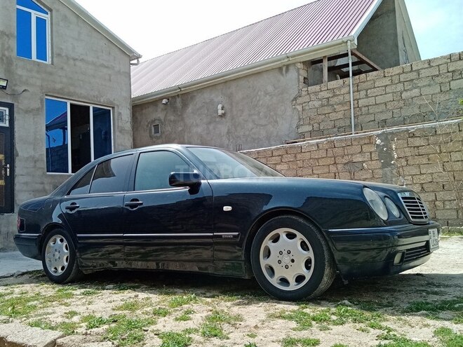 Mercedes E 230 1995, 358,898 km - 2.3 l - Bakı