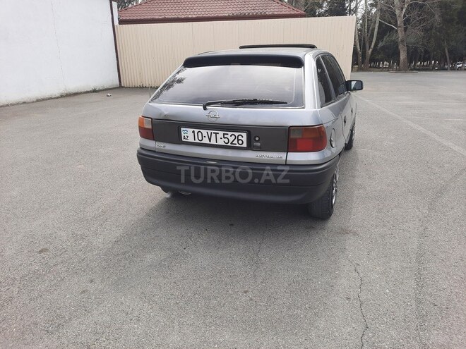 Opel Astra 1995, 250,000 km - 1.6 l - Mingəçevir