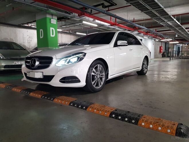 Mercedes E 220 2014, 129,000 km - 2.2 l - Bakı