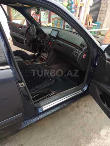 Mercedes E 220 1998, 480,000 km - 2.2 л - Bakı