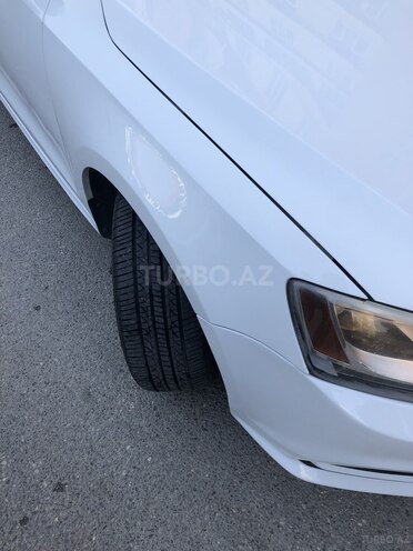 Volkswagen Jetta 2015, 96,561 km - 1.8 l - Bakı