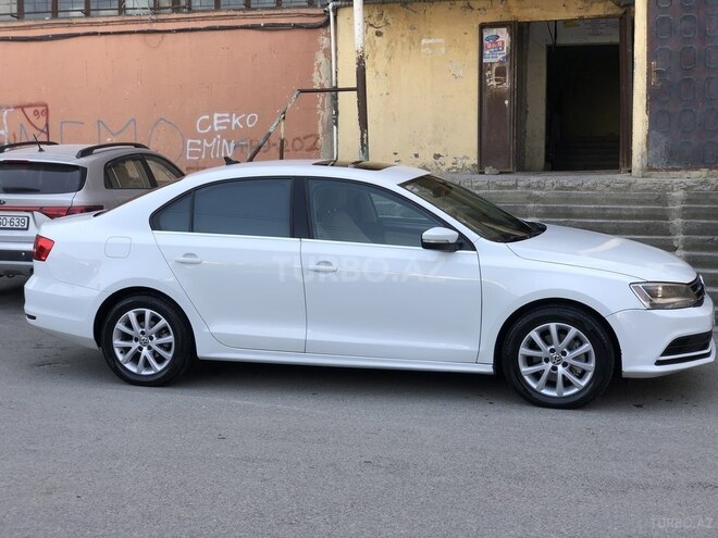 Volkswagen Jetta 2015, 96,561 km - 1.8 l - Bakı
