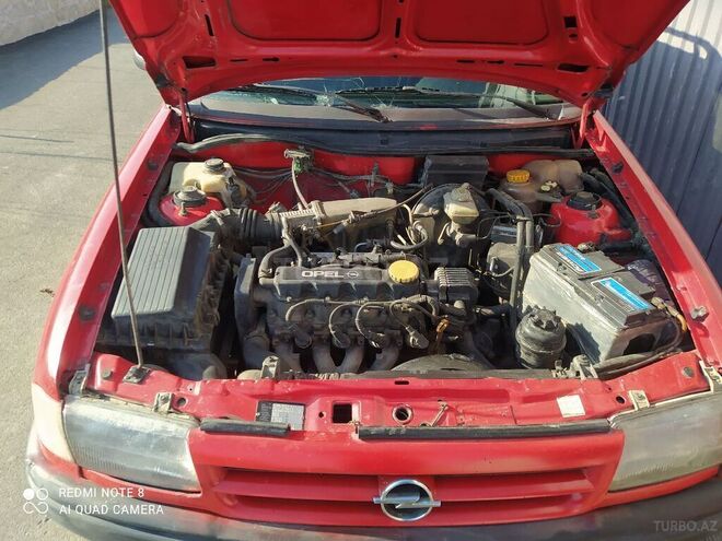 Opel Astra 1994, 190,000 km - 1.6 l - Bakı