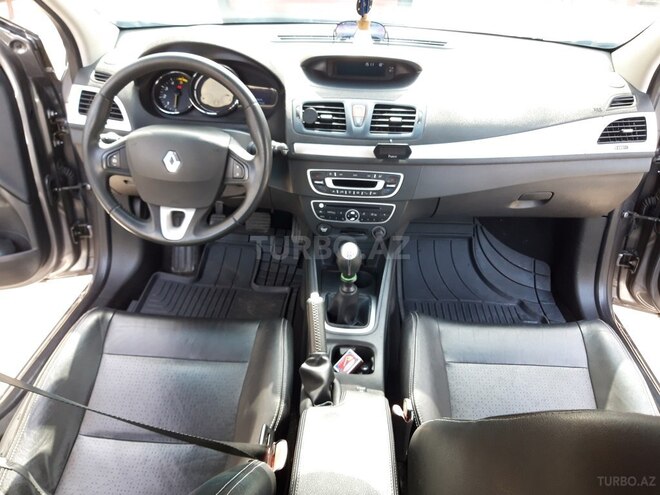 Renault Megane 2009, 218,000 km - 1.5 l - Bakı
