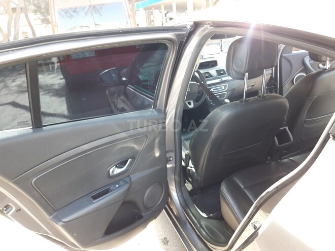 Renault Megane 2009, 218,000 km - 1.5 l - Bakı
