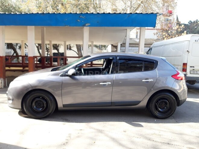 Renault Megane 2009, 218,000 km - 1.5 l - Bakı