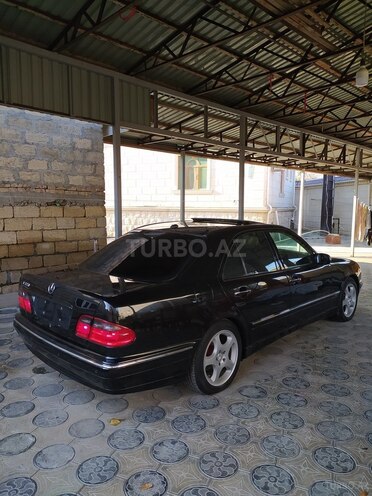Mercedes E 320 2001, 312,000 km - 3.2 l - Masallı