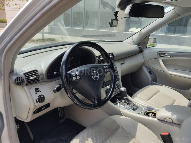 Mercedes C 230 2005, 189,000 km - 2.5 l - Bakı