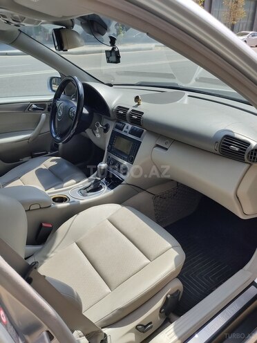 Mercedes C 230 2005, 189,000 km - 2.5 l - Bakı