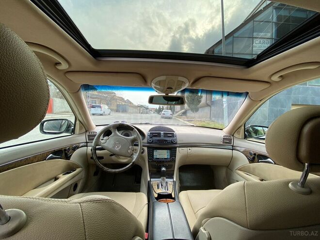 Mercedes E 240 2002, 231,098 km - 2.4 l - Bakı