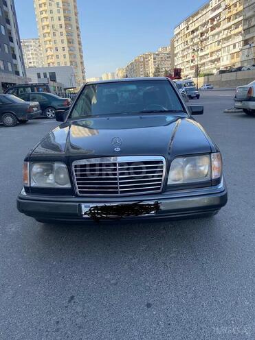 Mercedes E 300 1993, 333,000 km - 3.0 l - Bakı