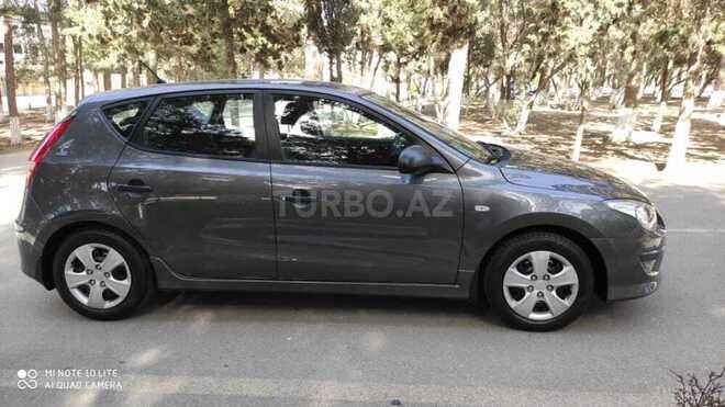 Hyundai i30 2011, 185,000 km - 1.4 l - Sumqayıt