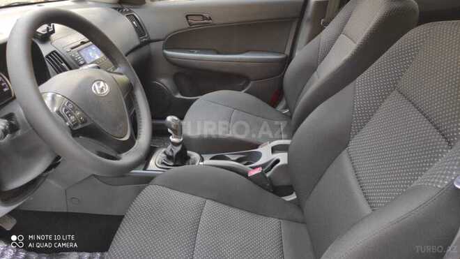 Hyundai i30 2011, 185,000 km - 1.4 l - Sumqayıt