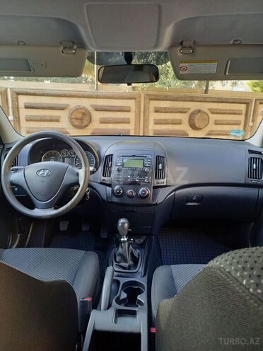 Hyundai i30 2010, 181,200 km - 1.4 l - Bakı