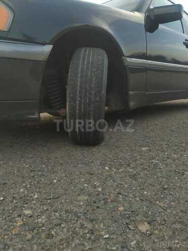 Mercedes E 280 1995, 358,000 km - 2.8 l - Gəncə