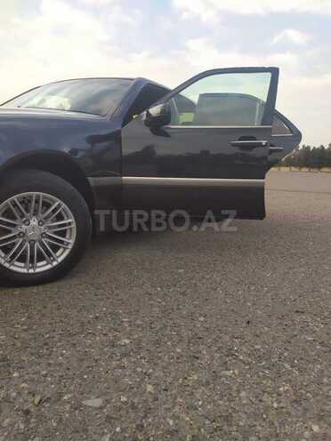 Mercedes E 280 1995, 358,000 km - 2.8 l - Gəncə