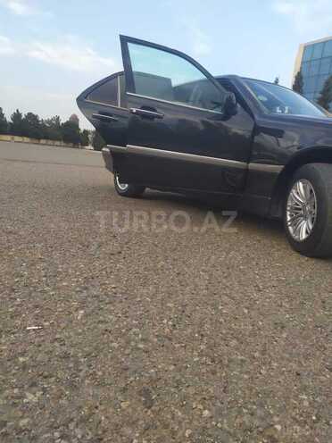 Mercedes E 280 1995, 358,000 km - 2.8 l - Gəncə