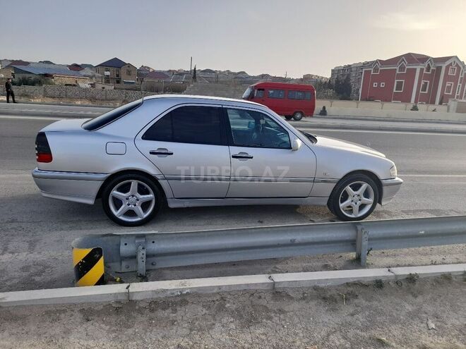 Mercedes C 200 1998, 282,000 km - 2.0 l - Bakı
