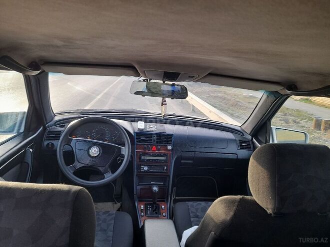 Mercedes C 200 1998, 282,000 km - 2.0 l - Bakı