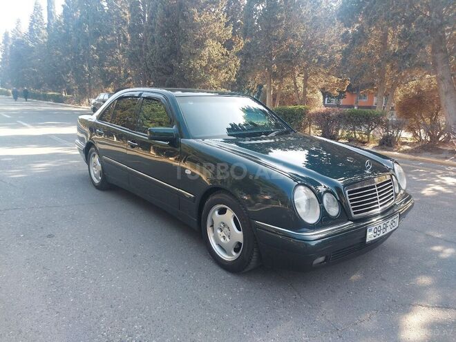 Mercedes E 240 1999, 211,000 km - 2.4 l - Sumqayıt