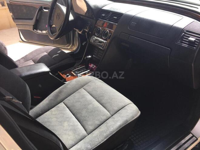 Mercedes C 220 1996, 264,000 km - 2.2 l - Bakı