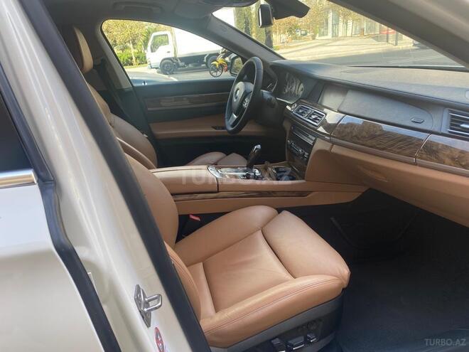 BMW 730 2012, 215,000 km - 3.0 l - Bakı
