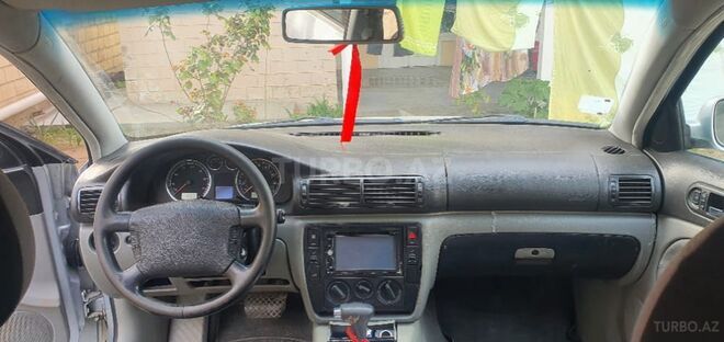 Volkswagen Passat 2000, 300,000 km - 2.0 l - Sabirabad