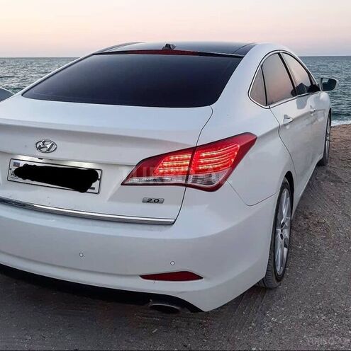 Hyundai i40 2013, 144,000 km - 2.0 l - Bakı