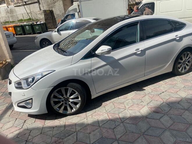 Hyundai i40 2013, 144,000 km - 2.0 l - Bakı
