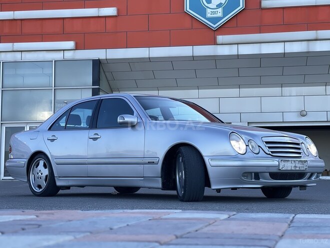 Mercedes E 270 2001, 420,000 km - 2.7 л - Bakı