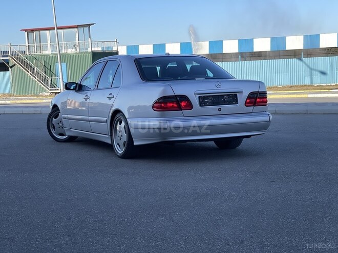 Mercedes E 270 2001, 420,000 km - 2.7 л - Bakı