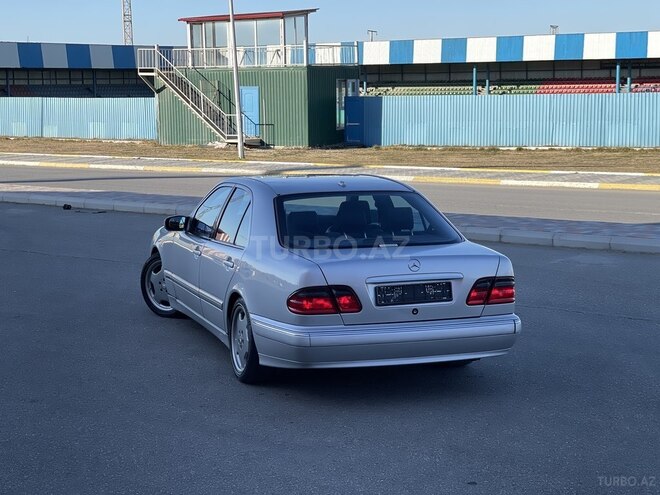 Mercedes E 270 2001, 420,000 km - 2.7 л - Bakı