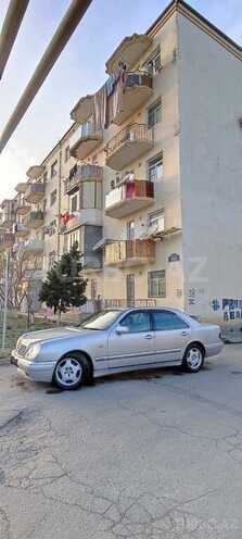 Mercedes E 200 1997, 355,600 km - 2.0 l - Bakı