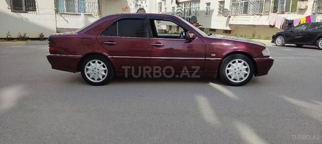Mercedes C 220 1999, 438,534 km - 2.2 l - Bakı