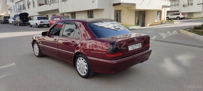 Mercedes C 220 1999, 438,534 km - 2.2 l - Bakı