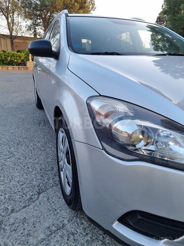 Kia Ceed 2009, 258,900 km - 1.6 l - Bakı