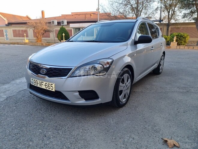 Kia Ceed 2009, 258,900 km - 1.6 l - Bakı