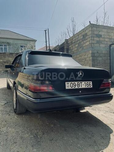 Mercedes E 250 1993, 350,000 km - 2.5 l - Bakı