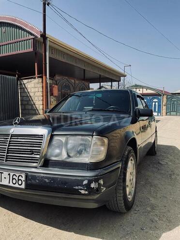 Mercedes E 250 1993, 350,000 km - 2.5 l - Bakı