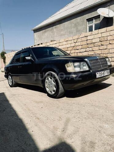 Mercedes E 250 1993, 350,000 km - 2.5 l - Bakı