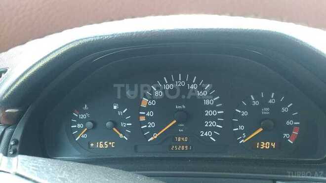 Mercedes E 230 1997, 252,891 km - 2.3 л - Sumqayıt
