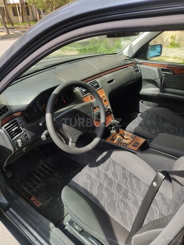 Mercedes E 240 1998, 347,000 km - 2.4 l - Bakı