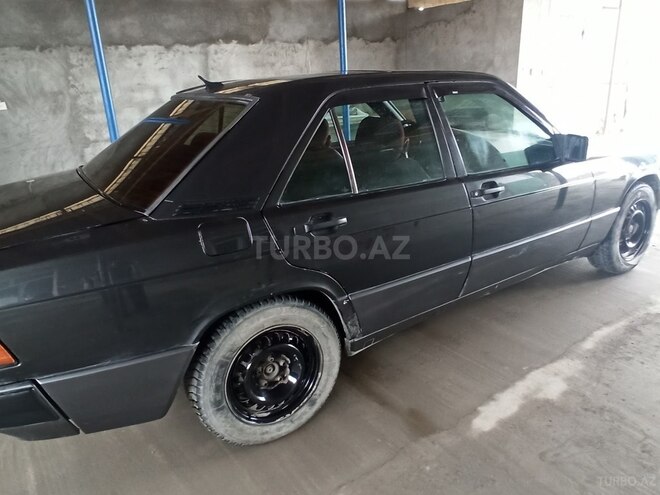 Mercedes 190 1990, 780,044 km - 2.0 l - Xudat