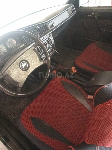 Mercedes 190 1990, 780,044 km - 2.0 l - Xudat