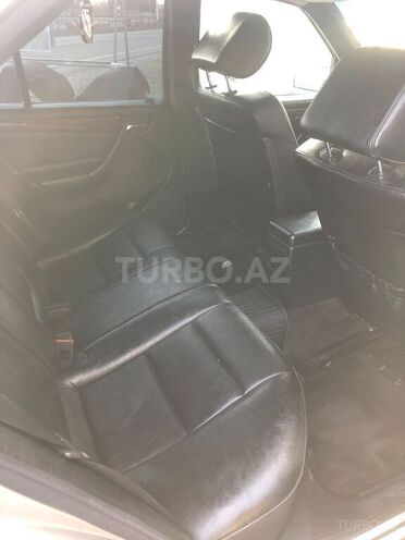 Mercedes C 230 1998, 555,000 km - 2.3 l - Zaqatala
