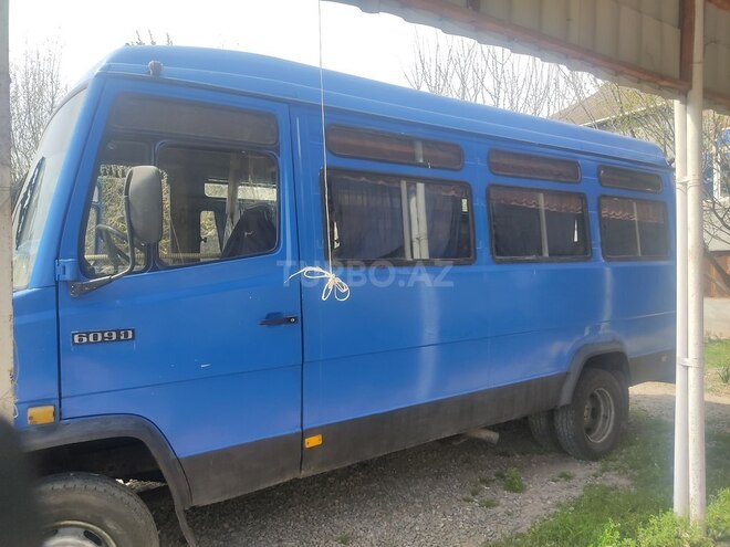 Mercedes 609 D 1992, 500,000 km - 3.9 l - Ağcabədi