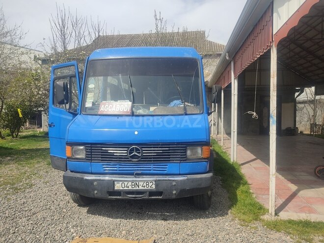 Mercedes 609 D 1992, 500,000 km - 3.9 l - Ağcabədi