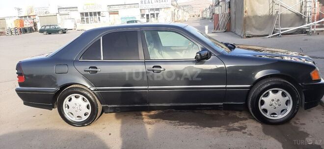 Mercedes C 220 1995, 244,000 km - 2.2 l - Bakı